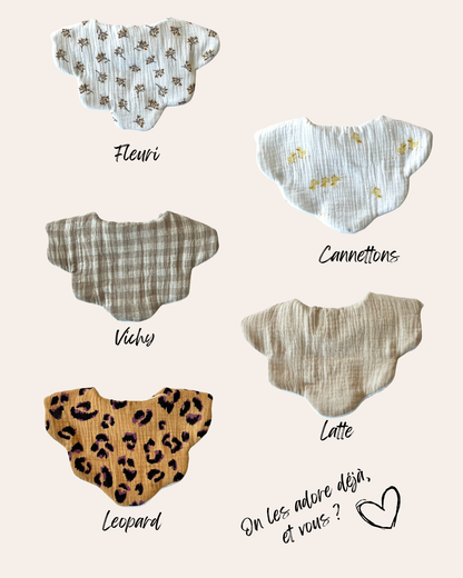 Bavoir pétales - fait main