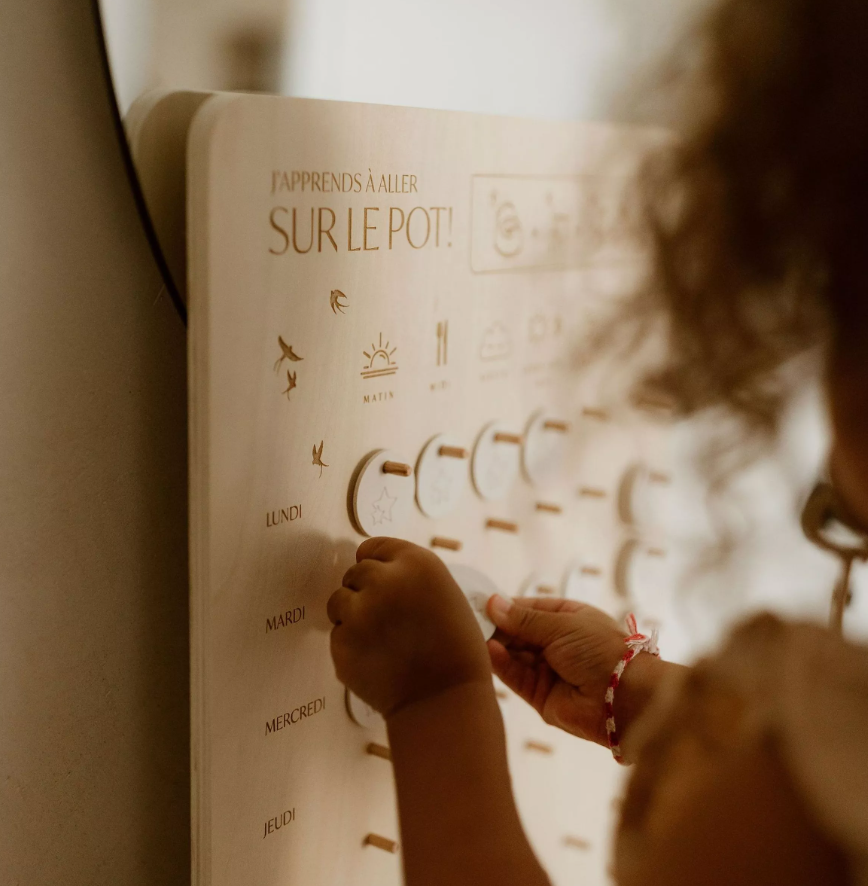 Tableau d'apprentissage en bois - J'apprends à aller sur le pot
