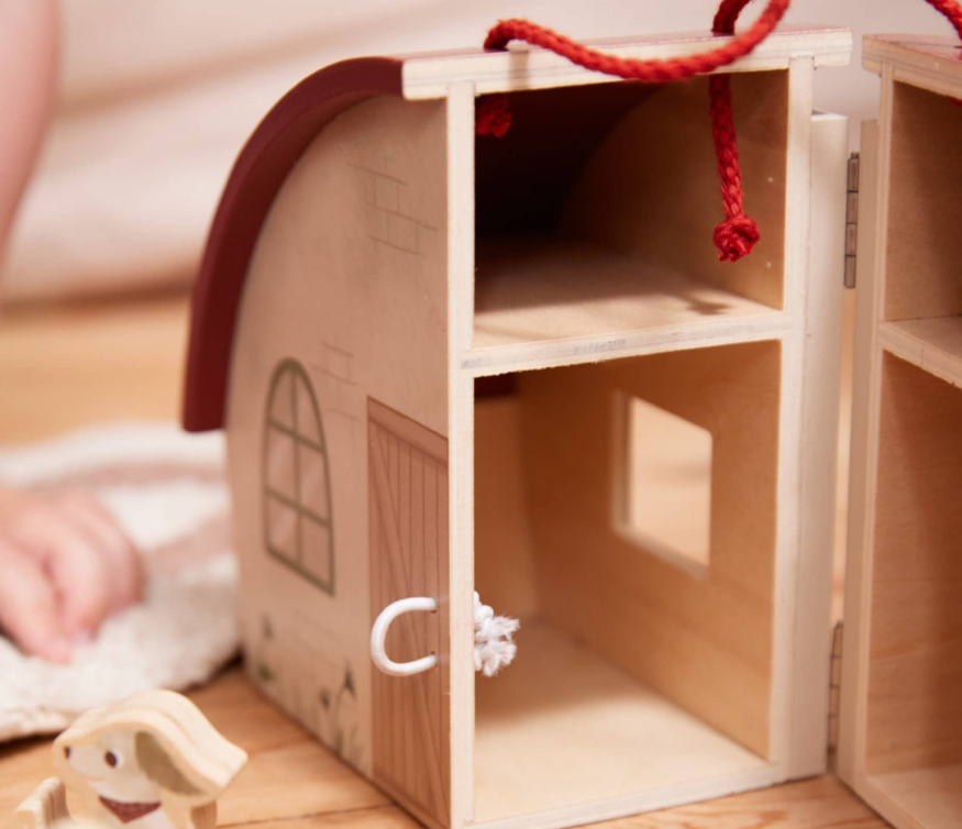 Ma ferme en bois et ses animaux